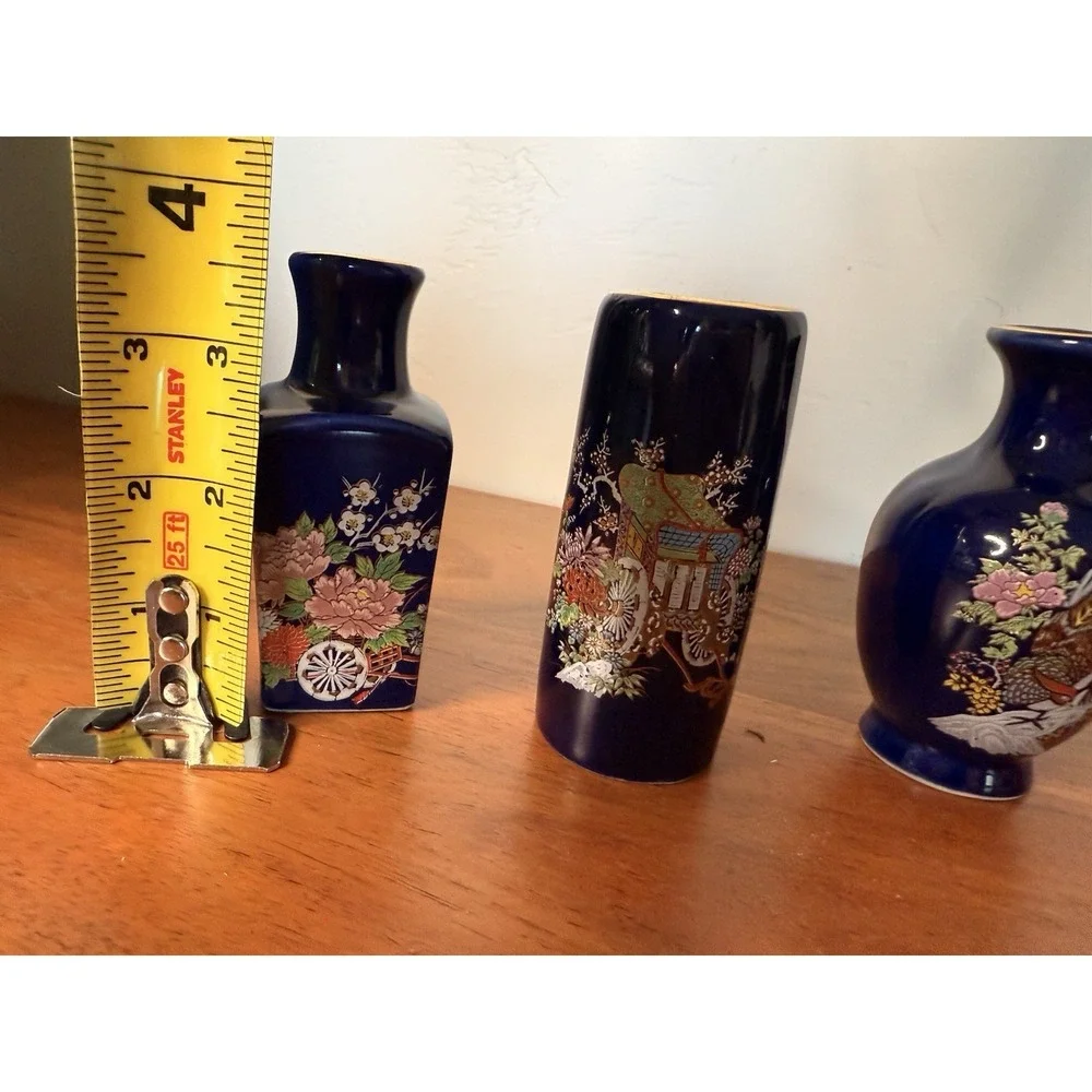 Vintage Toyo Japanese Mini Vases Cobalt Blue with Gold Trim Kutani Style Set 3